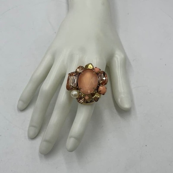 QVC Goldtone Oval Orange Peach Crystal Cluster Stretch Ring - Picture 7 of 11